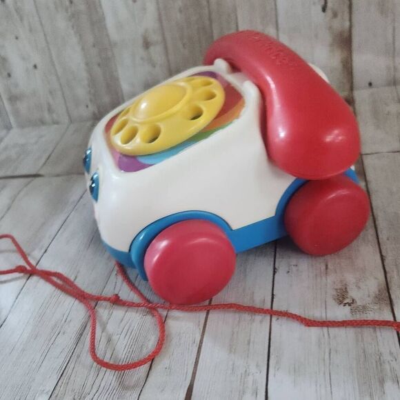 Fisher Price telephone pull toy and toy camera - Picture 6 of 8